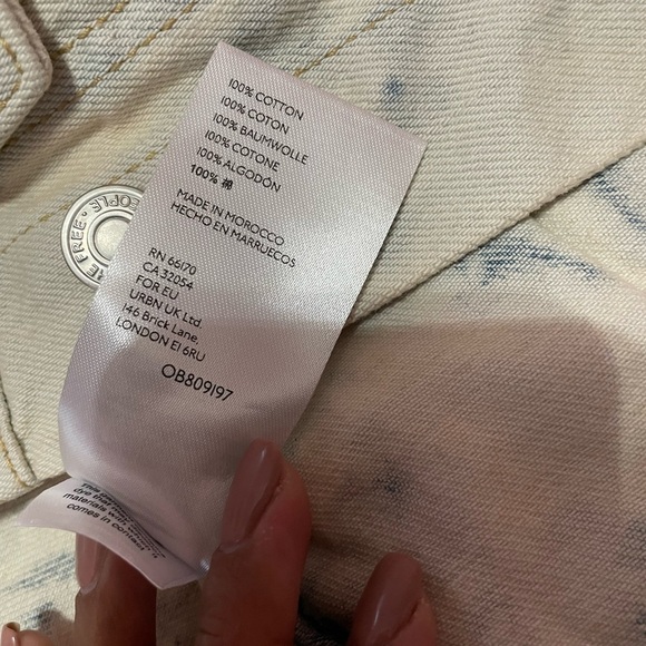 NWT Free People denim jacket Rumors Jones tie dye blue size small - Picture 8 of 9